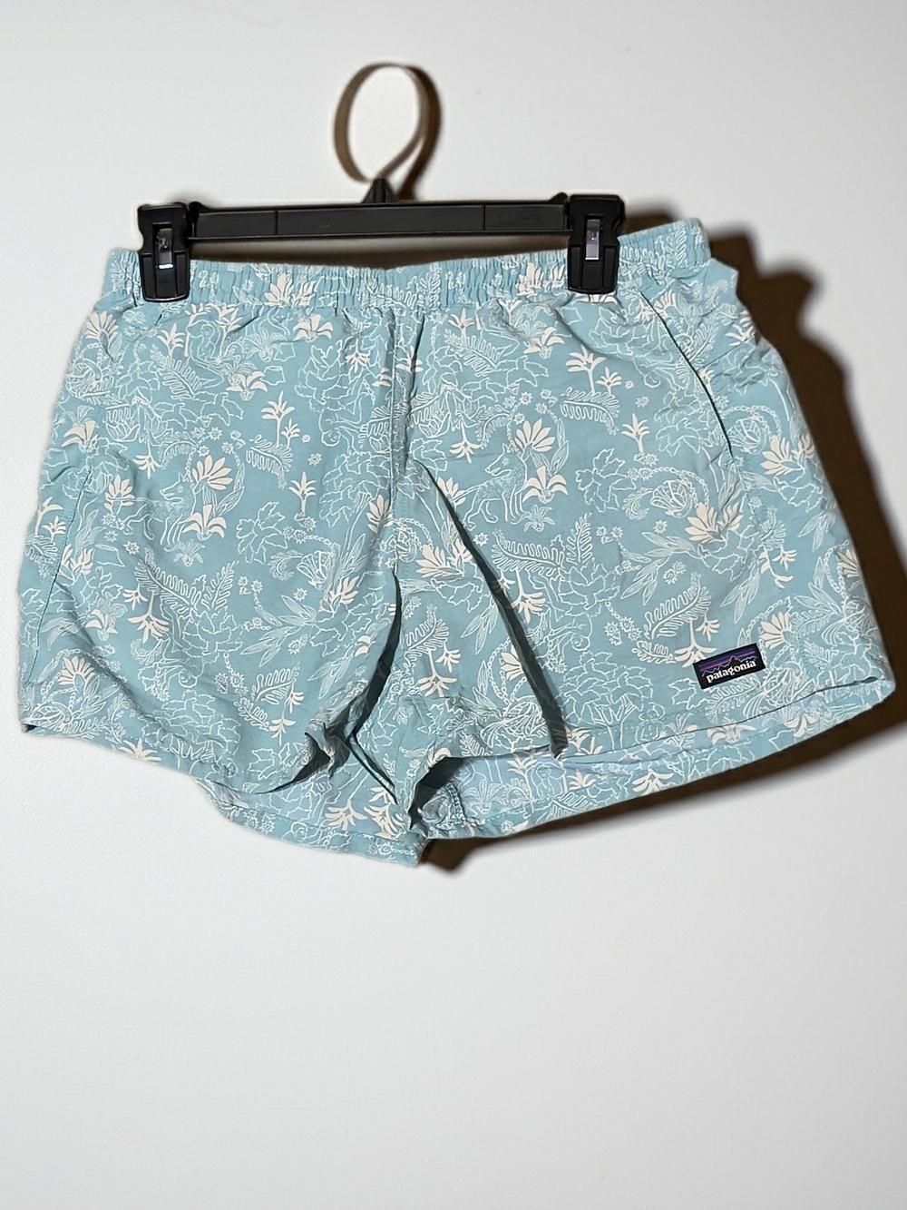 Patagonia Baggies (Original, Longer Length)Women's Aqua Floral Athletic Shorts